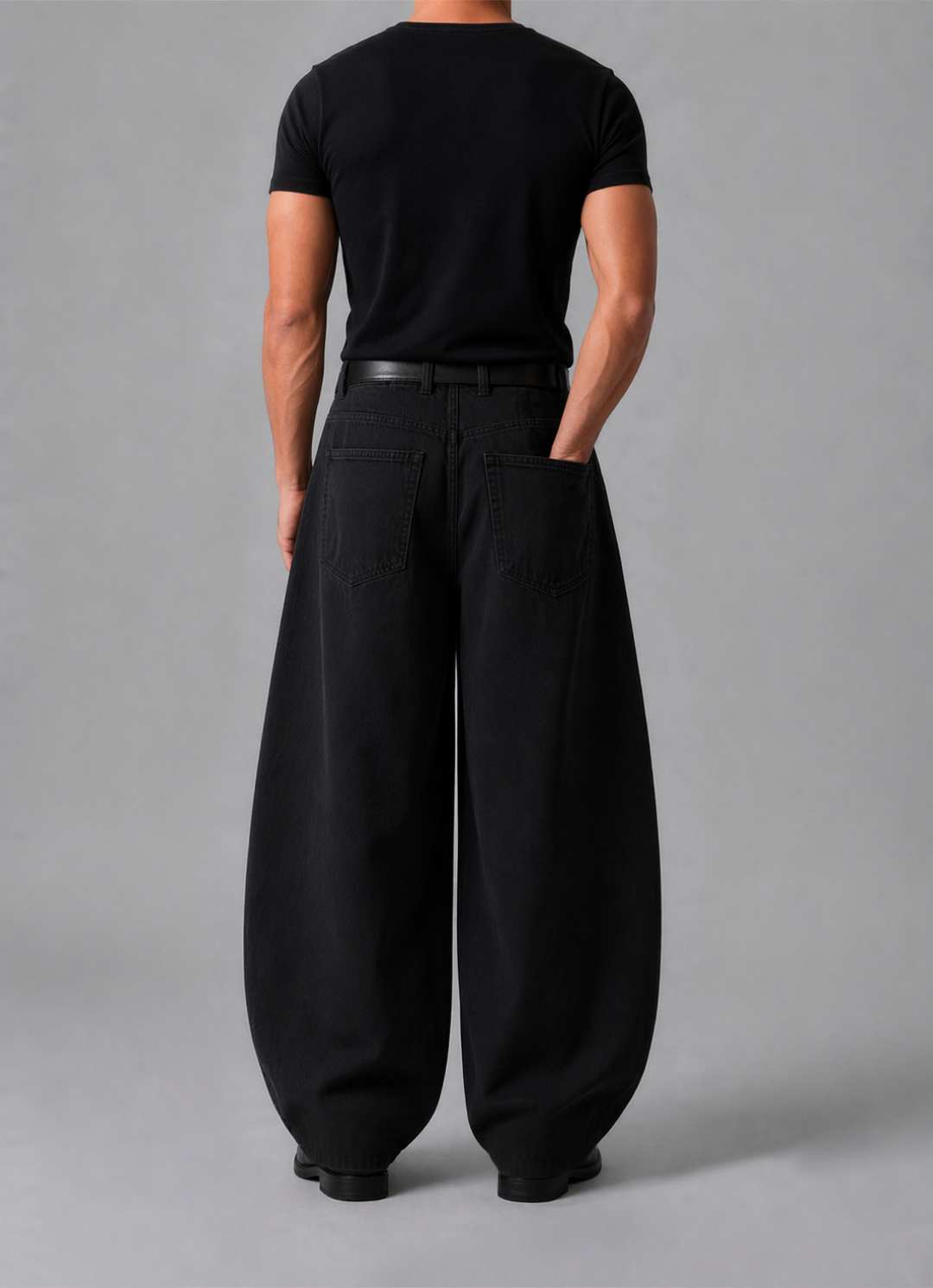 parel pants in black