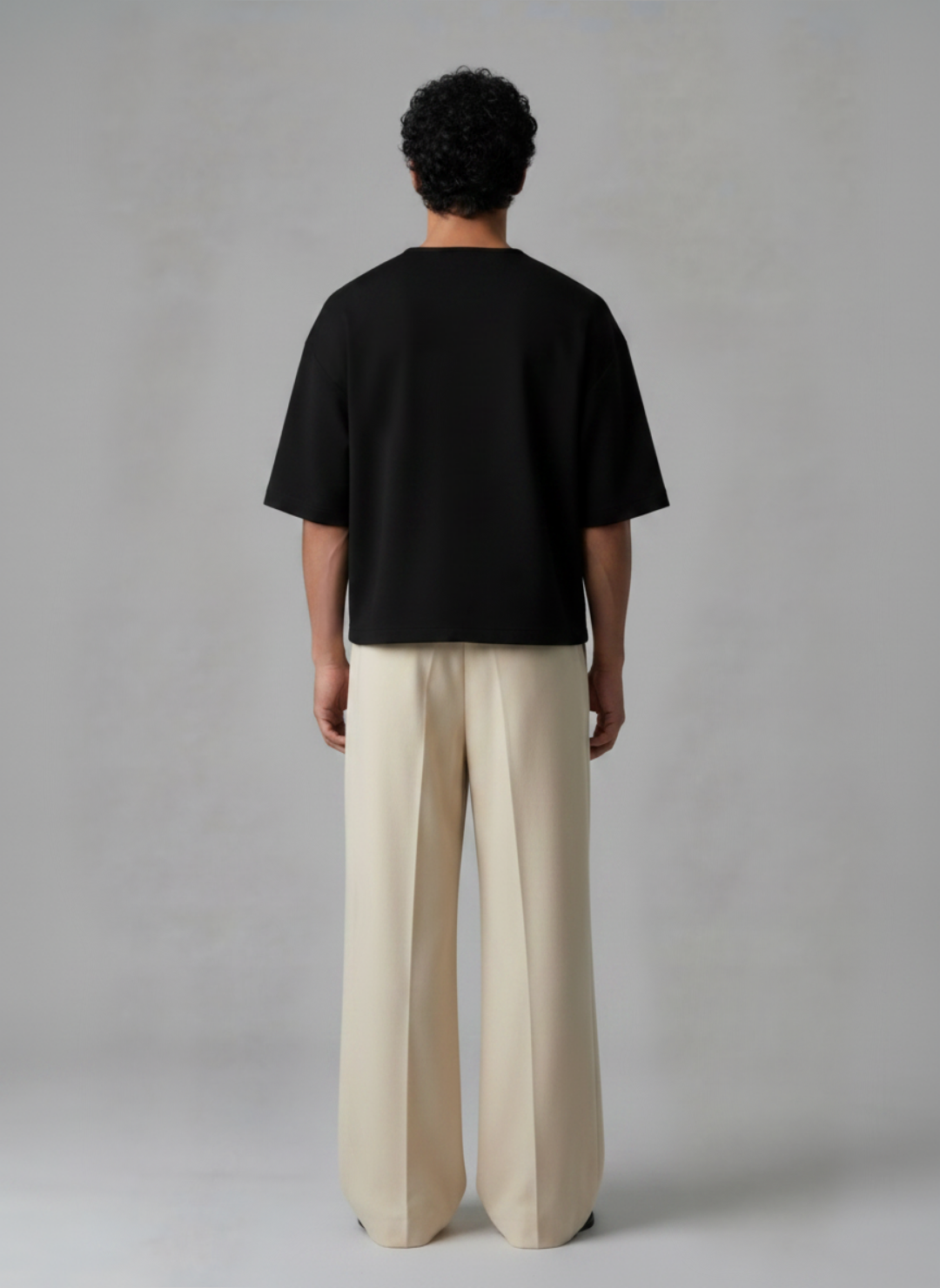 Cropped T-shirt In Black
